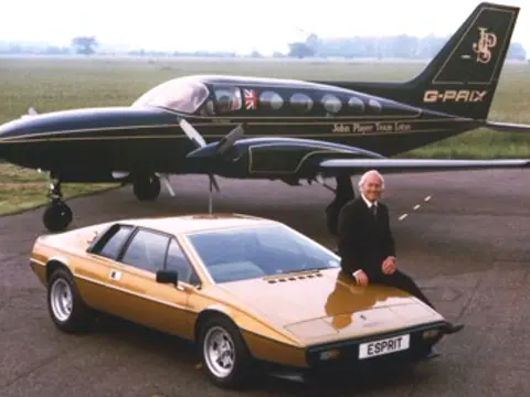 Lotus Esprit S1 chassis 000 INFO & IMIGES historical archive photograph 58