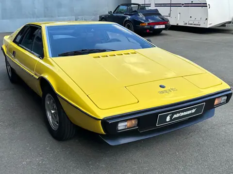 Lotus Esprit S1 chassis 105J historical archive photograph 5