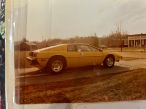 Lotus Esprit S1 chassis 111H registration 921 YTH historical archive photograph 3