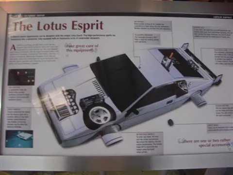 Lotus Esprit S1 chassis 122G registration PPW 306R historical archive photograph 32