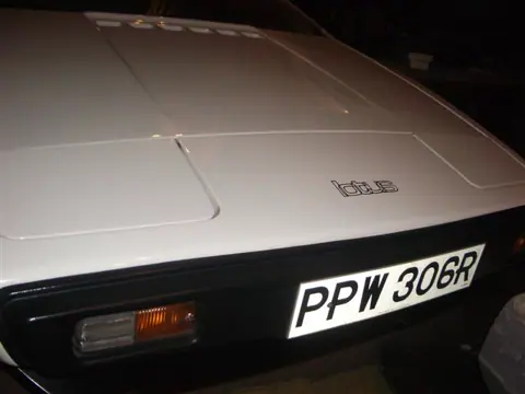 Lotus Esprit S1 chassis 122G registration PPW 306R historical archive photograph 129