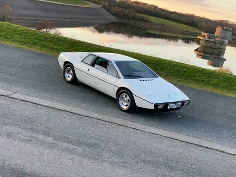 Lotus Esprit S1 chassis 123H registration 2WJL822 and TJA 790R historical archive photograph 13