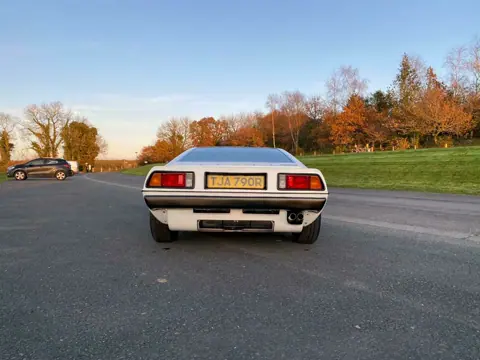 Lotus Esprit S1 chassis 123H registration 2WJL822 and TJA 790R historical archive photograph 9