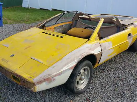 Lotus Esprit S1 chassis 127H historical archive photograph 12