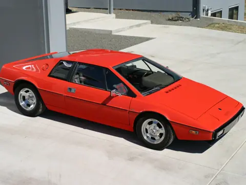 Lotus Esprit S1 chassis 151H historical archive photograph 8