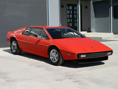 Lotus Esprit S1 chassis 151H historical archive photograph 4