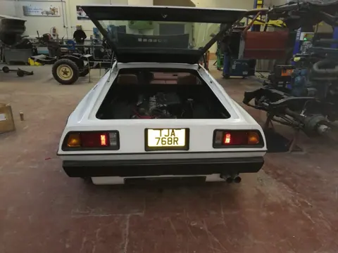 Lotus Esprit S1 chassis 155H registration TJA 768R historical archive photograph 4