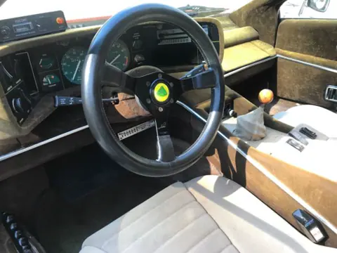 Lotus Esprit S1 chassis 158H historical archive photograph 5