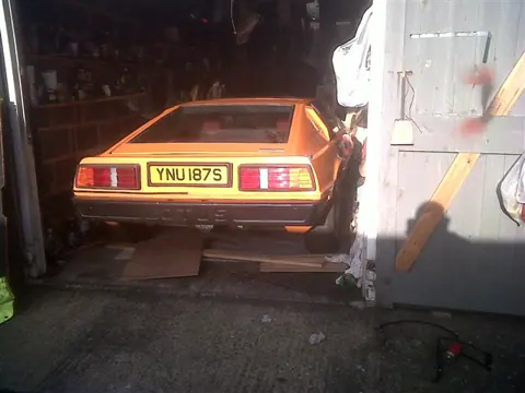 Lotus Esprit S1 chassis 162G registration WHS 111S and YNU 187S historical archive photograph 3