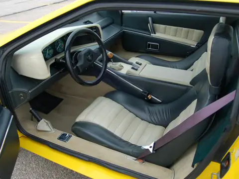 Lotus Esprit S1 chassis 165H registration ESPRIT historical archive photograph 2
