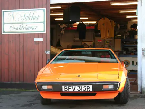 Lotus Esprit S1 chassis 169G registration BFV 315R historical archive photograph 33