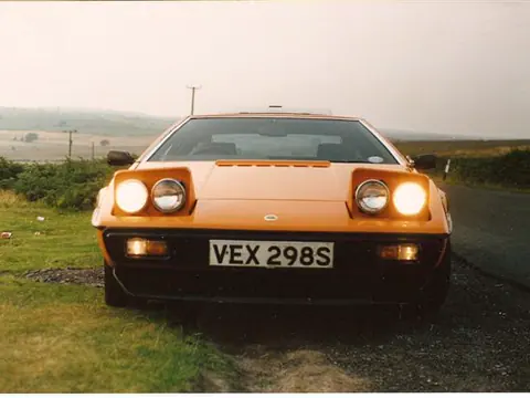 Lotus Esprit S1 chassis 170G registration VEX 298S historical archive photograph 3