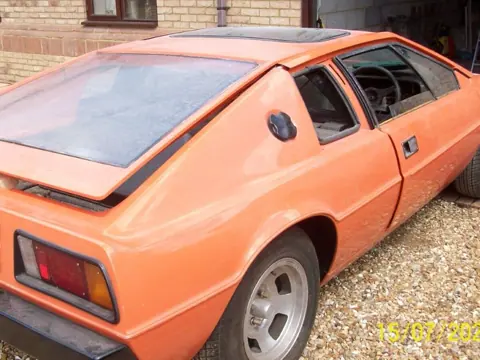 Lotus Esprit S1 chassis 175G registration RON 469R historical archive photograph 4