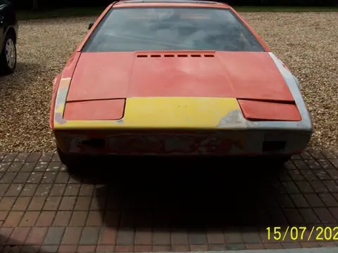 Lotus Esprit S1 chassis 175G registration RON 469R historical archive photograph 8