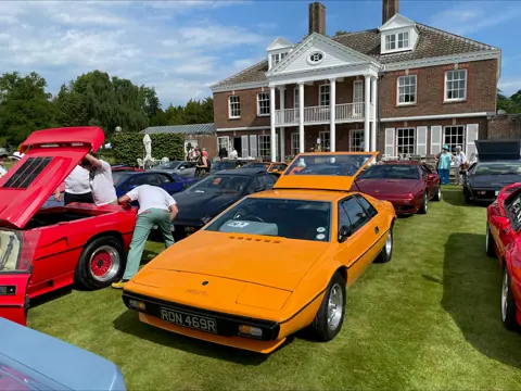 Lotus Esprit S1 chassis 175G registration RON 469R historical archive photograph 1