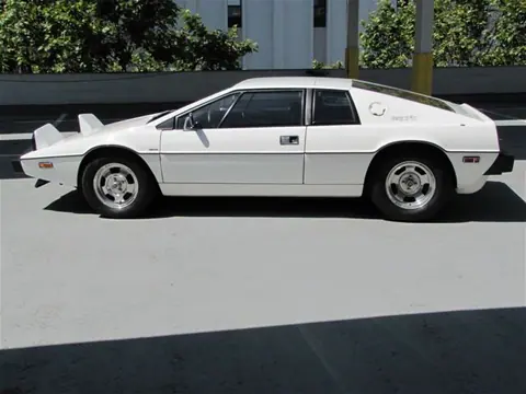 Lotus Esprit S1 chassis 178H registration 49537 and 6PYE352 historical archive photograph 17