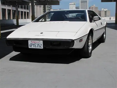 Lotus Esprit S1 chassis 178H registration 49537 and 6PYE352 historical archive photograph 16