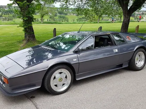 Lotus Esprit S1 chassis 181H historical archive photograph 18