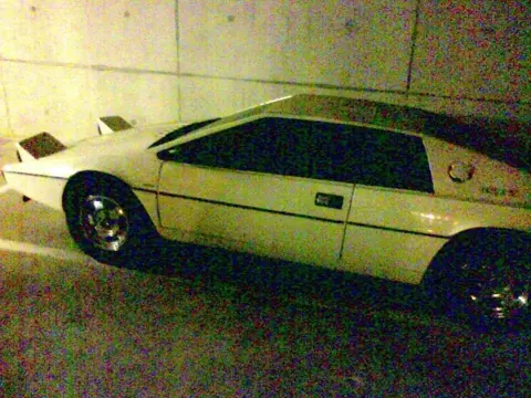 Lotus Esprit S1 chassis 187G registration SWP 482P historical archive photograph 4
