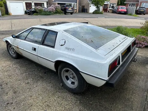 Lotus Esprit S1 chassis 194G registration 250 LOT and VJM 900S historical archive photograph 15