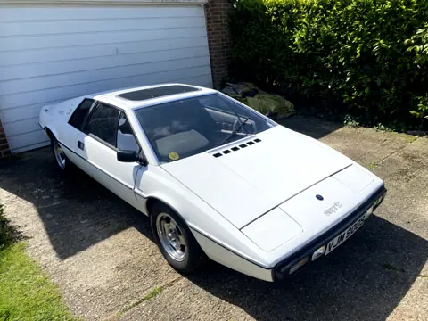 Lotus Esprit S1 chassis 194G registration 250 LOT and VJM 900S historical archive photograph 12
