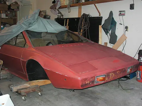 Lotus Esprit S1 chassis 197H registration 428 CPF historical archive photograph 13