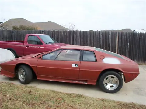 Lotus Esprit S1 chassis 197H registration 428 CPF historical archive photograph 9