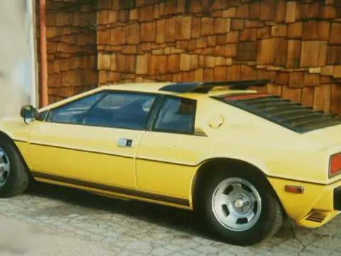 Lotus Esprit S1 chassis 201H registration Z ESPRIT historical archive photograph 1