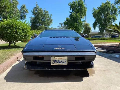 Lotus Esprit S1 chassis 226H registration 2MOW642 historical archive photograph 11