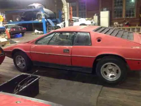 Lotus Esprit S1 chassis 258H registration 3CTF741 historical archive photograph 6