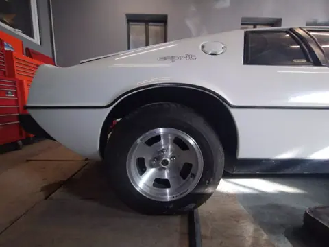 Lotus Esprit S1 chassis 262G registration UHR 666R historical archive photograph 4