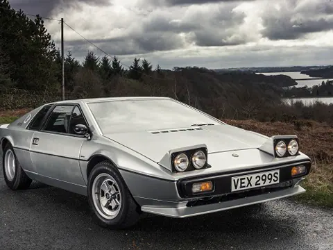 Lotus Esprit S1 chassis 278G registration VEX 299S historical archive photograph 7