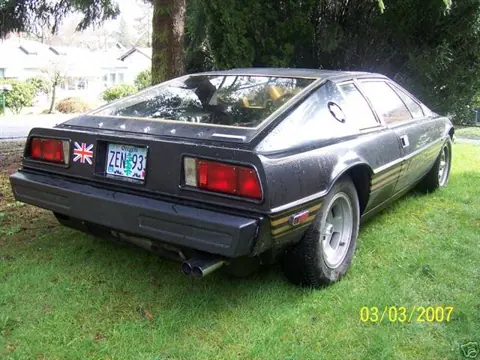 Lotus Esprit S1 chassis 286H registration ZEN 933 historical archive photograph 4