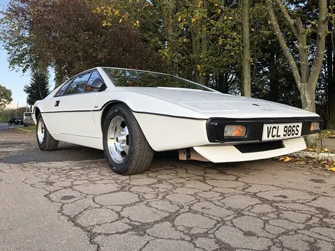 Lotus Esprit S1 chassis 291G registration VCL 986S historical archive photograph 3