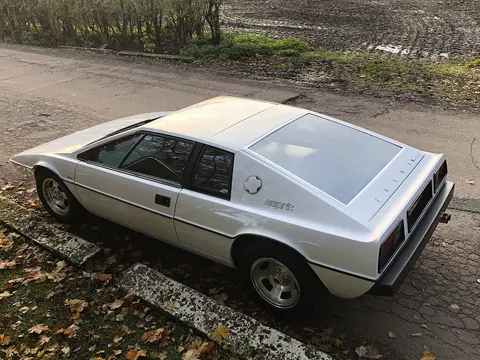 Lotus Esprit S1 chassis 291G registration VCL 986S historical archive photograph 5