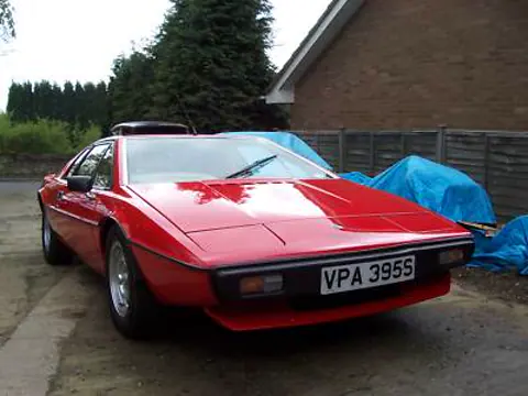 Lotus Esprit S1 chassis 293G registration VPA 395S historical archive photograph 19
