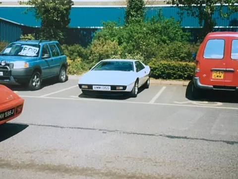 Lotus Esprit S1 chassis 294G registration VMM 135S historical archive photograph 1