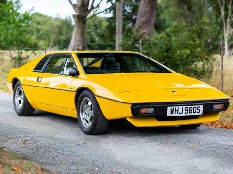 Lotus Esprit S1 chassis 299G registration WHJ 980S historical archive photograph 12
