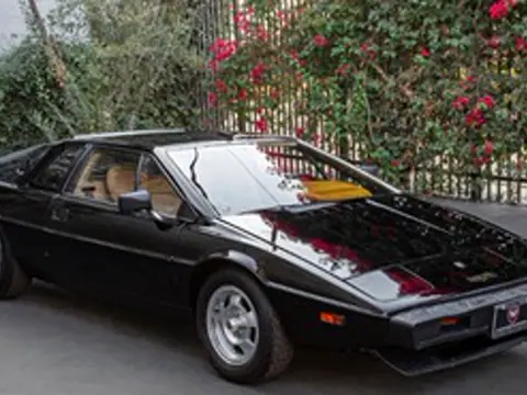 Lotus Esprit S1 chassis 300H historical archive photograph 3