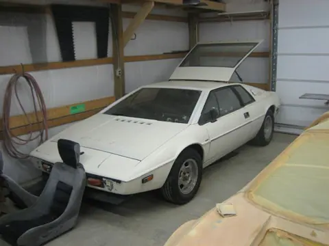 Lotus Esprit S1 chassis 306H historical archive photograph 2