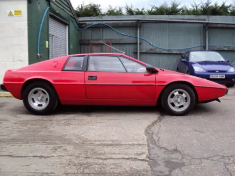 Lotus Esprit S1 chassis 309G registration SIA 5373 and SYU 715S historical archive photograph 18