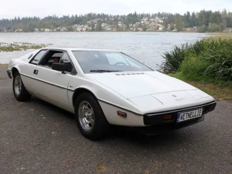 Lotus Esprit S1 chassis 319H registration MTQ 278 and WETNELLIE historical archive photograph 29