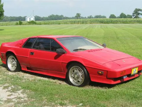 Lotus Esprit S1 chassis 321H historical archive photograph 29