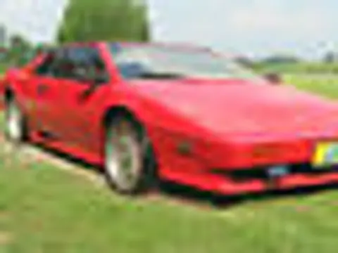 Lotus Esprit S1 chassis 321H historical archive photograph 35