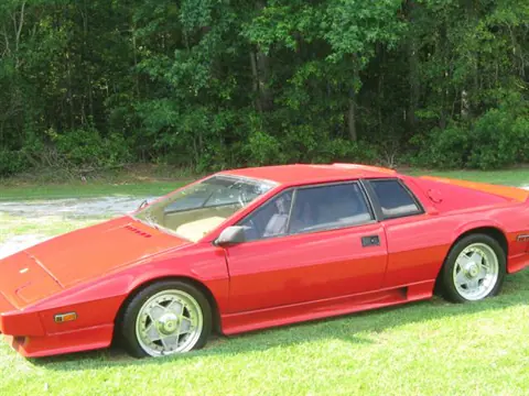 Lotus Esprit S1 chassis 321H historical archive photograph 3