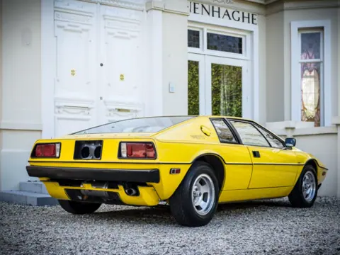 Lotus Esprit S1 chassis 322H registration 107120 historical archive photograph 13