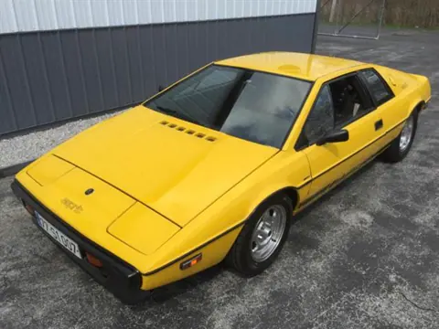 Lotus Esprit S1 chassis 324H registration 77 S1 007 historical archive photograph 30