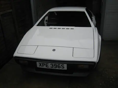 Lotus Esprit S1 chassis 329G registration XPE 396S historical archive photograph 30