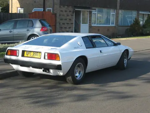 Lotus Esprit S1 chassis 329G registration XPE 396S historical archive photograph 22