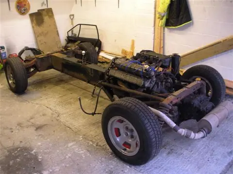 Lotus Esprit S1 chassis 331G registration IJI 374 and VHV 530S historical archive photograph 19